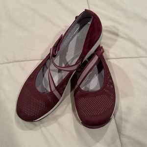Dansko Maroon Haven Maryjane Leather Shoes Size 41